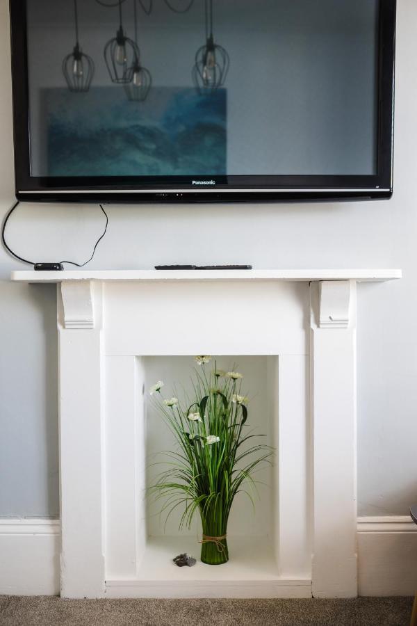 Flat 3 Flint House Tenby - Luxury Couples Apartment Esterno foto
